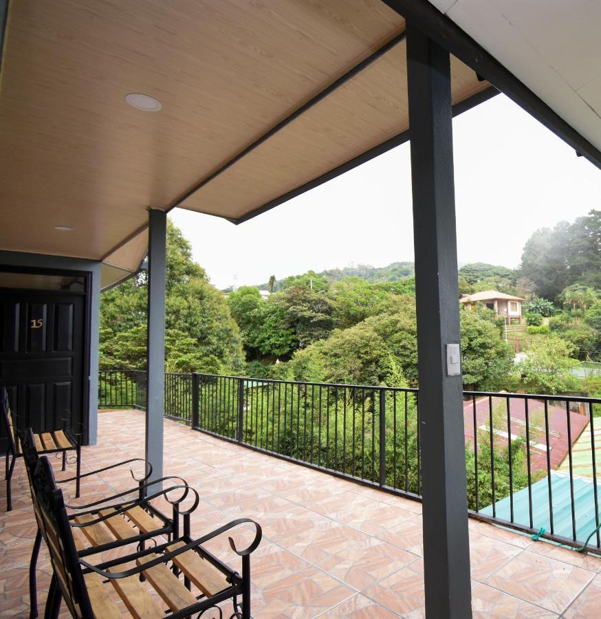 Cabinas Eddy B&B Monteverde Ngoại thất bức ảnh