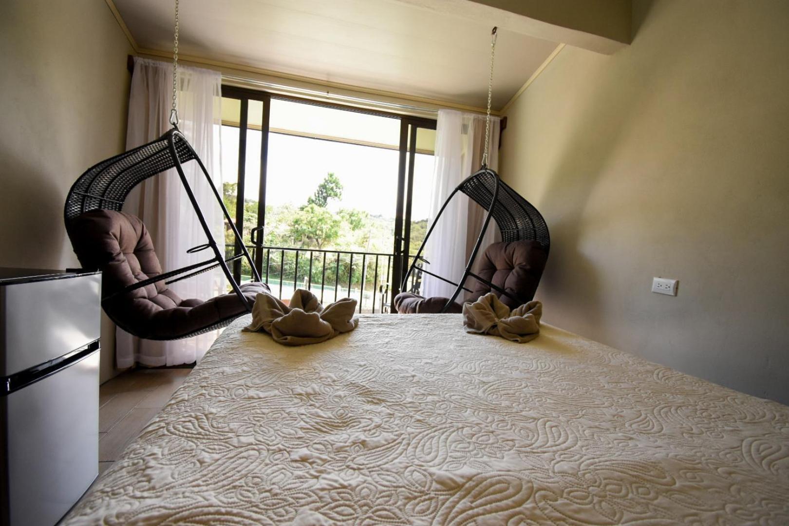 Cabinas Eddy B&B Monteverde Ngoại thất bức ảnh