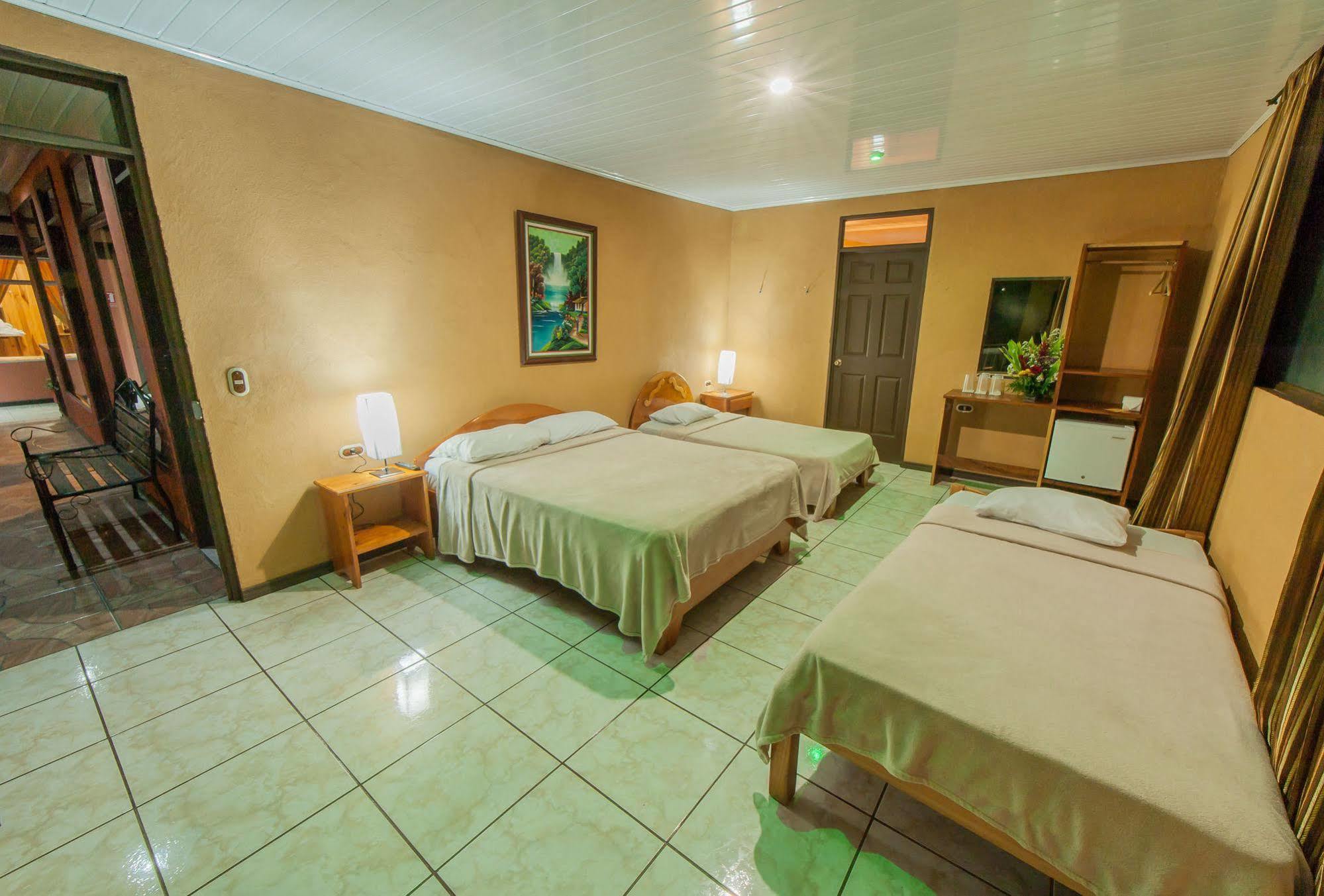 Cabinas Eddy B&B Monteverde Ngoại thất bức ảnh